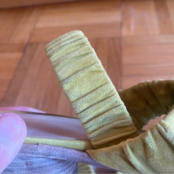 LD TUTTLE THE CANDLE - SULPHUR - Picture 14 of 15